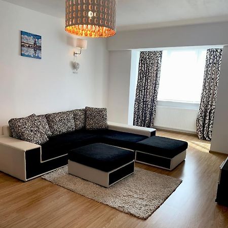 Sunny Central Apartments Suceava Ngoại thất bức ảnh